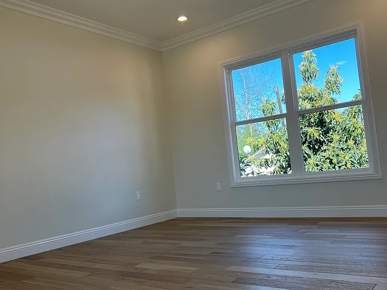 203 S Meridith Ave — Photo 15