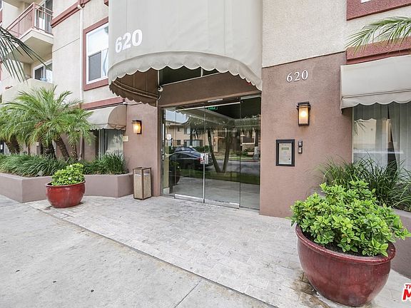 2nd image of 620 S Gramercy Pl APT 227