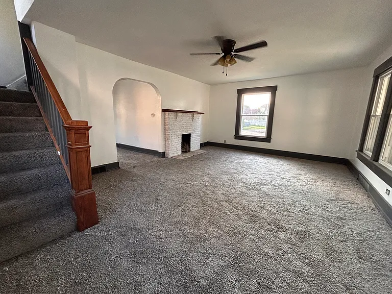 244 Michael Ln — Photo 4