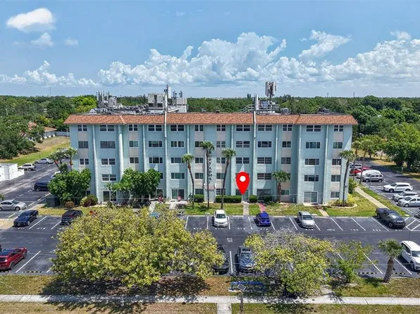 801 83rd Ave N APT 118, Saint Petersburg, FL 33702