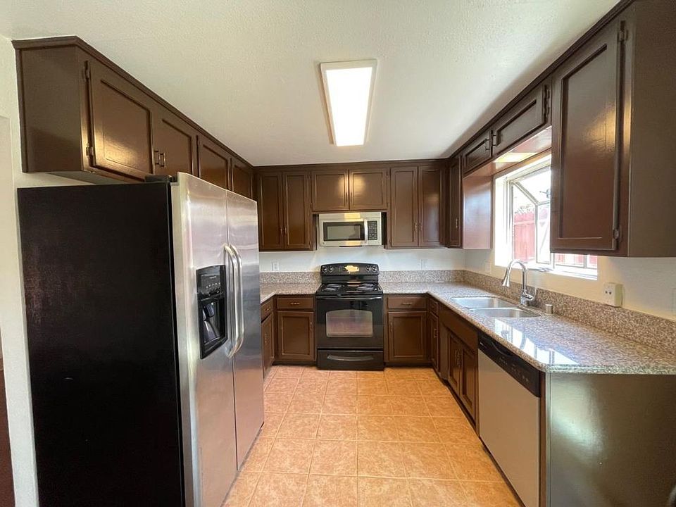 1st image of 685 Sea Vale St APT C