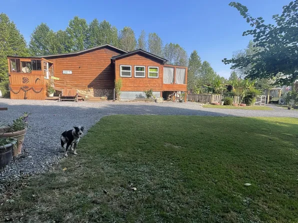 425 Nim Rd, Red Boiling Springs, TN 37150