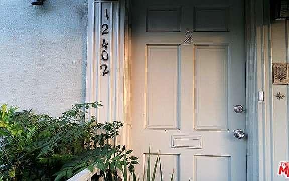4th image of 3753 S Centinela Ave