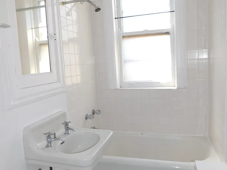 402 Lee St #3 — Photo 20