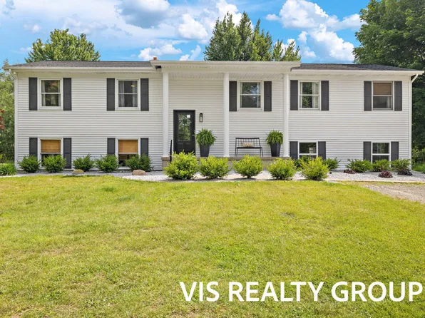5870 Polk St, Hudsonville, MI 49426