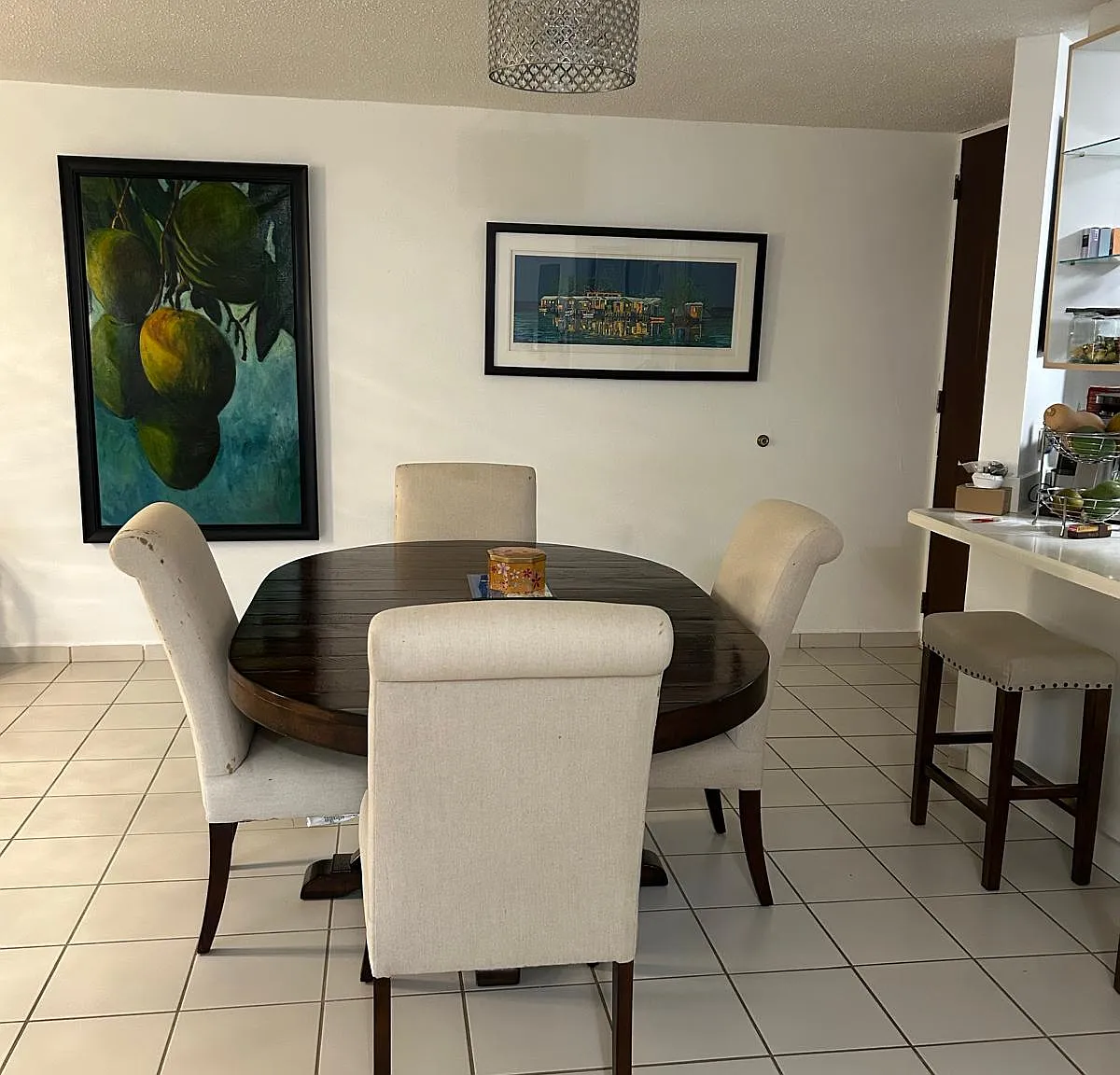 3 bed, 1342 sqft, $2,500 — Photo 2