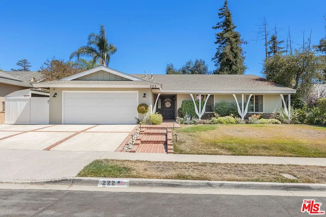 3 bed, 2.0 bath, 1794 sqft, $5,500 — Photo 1