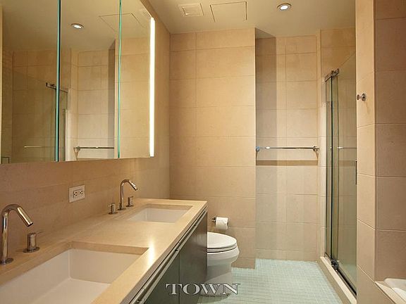 5th image of 110 3rd Ave APT 12D