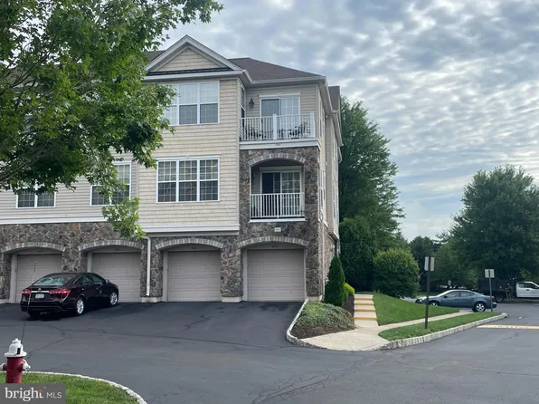 3202 Knox Ct, Warminster, PA 18974