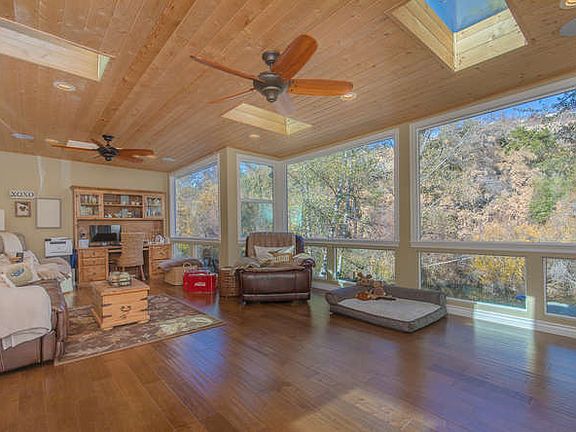 2nd image of 59 Robin Hood Ln