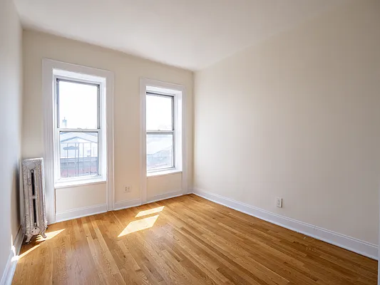 Rented by City Connections Realty | media 21