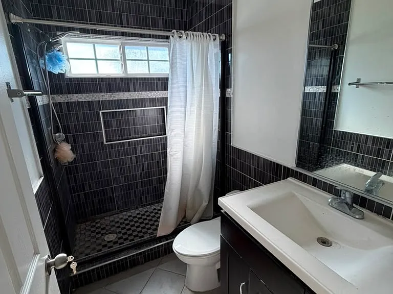 8785 Ralph St — Photo 1