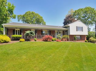 8 Gabriel Way, Township Of Washington, NJ 07676