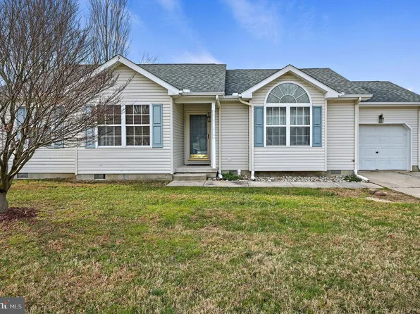 141 Honey Brook Ln, Felton, DE 19943