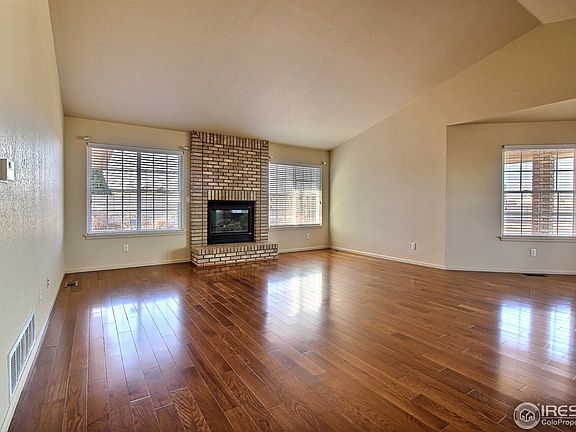 4th image of 396 61st Ave