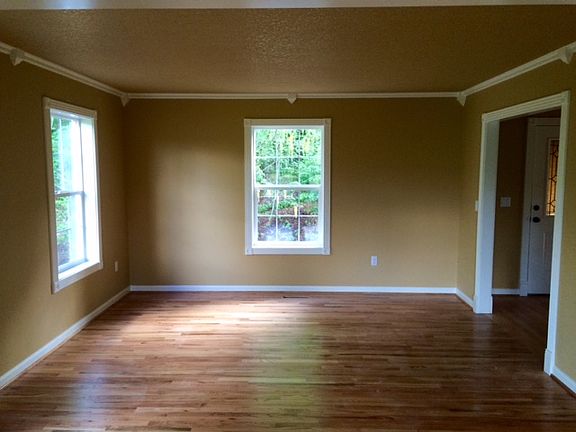 2nd image of 32916 SE Eagle Woods Dr