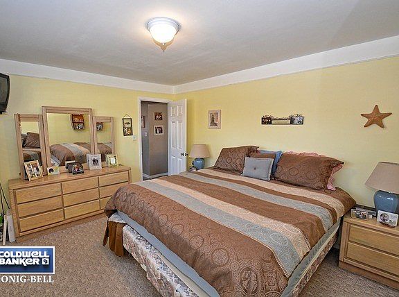 4th image of 9131 S 55th Ave