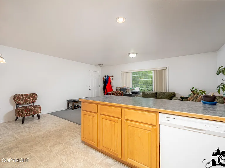 500 W Roy Rd #2 — Photo 5