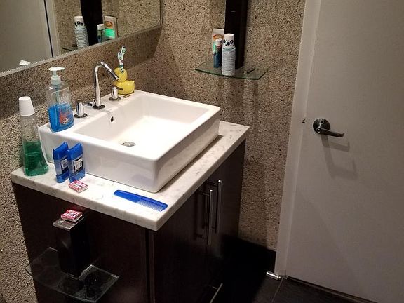 3rd image of 1470 NE 123rd St APT 905