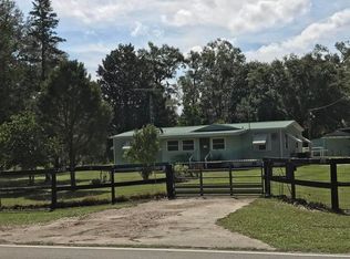 2750 NE 95th St, Anthony, FL 32617