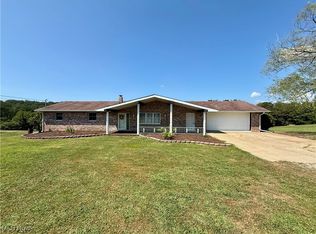 943 Efts Ln, Wintersville, OH 43953