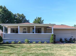 34940 Glen Dr, Eastlake, OH 44095