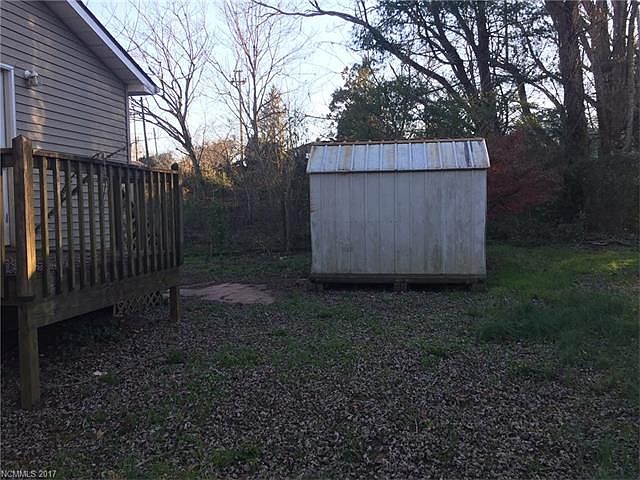 2nd image of 409 Whitmire St
