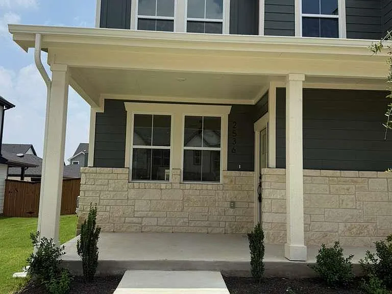 2536 Violet Theo Ln — Photo 1