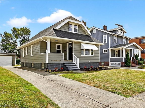 3rd image of 3615 W 147th St
