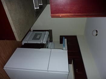 4th image of 2111 Lafayette Blvd APT D