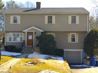 24 Dale St, Medfield, MA 02052