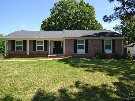 2nd image of 7507 Thorncliff Dr