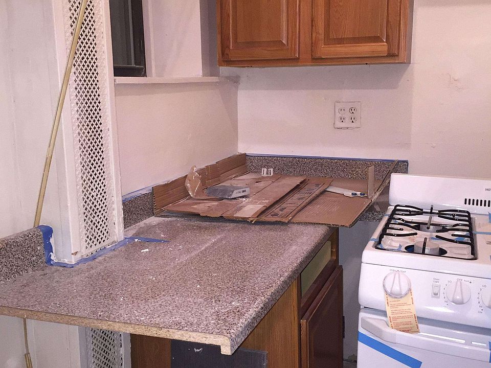 2nd image of 202 W 88th St APT 2