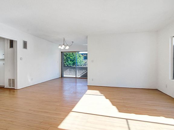 3rd image of 855 S Holt Ave APT 3