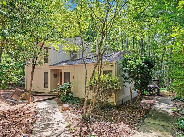 4 Matchwood, Pittsboro, NC 27312