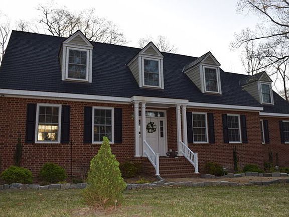 3rd image of 1236 Peachtree Dr