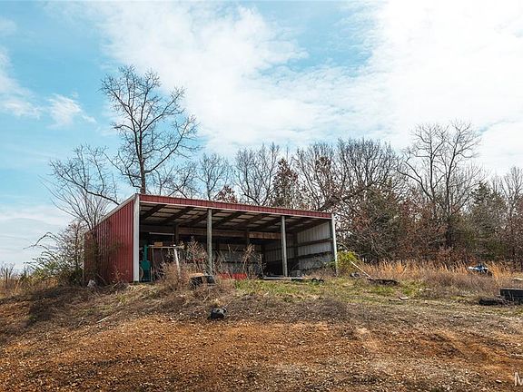 5th image of 12855 Chicago Rd