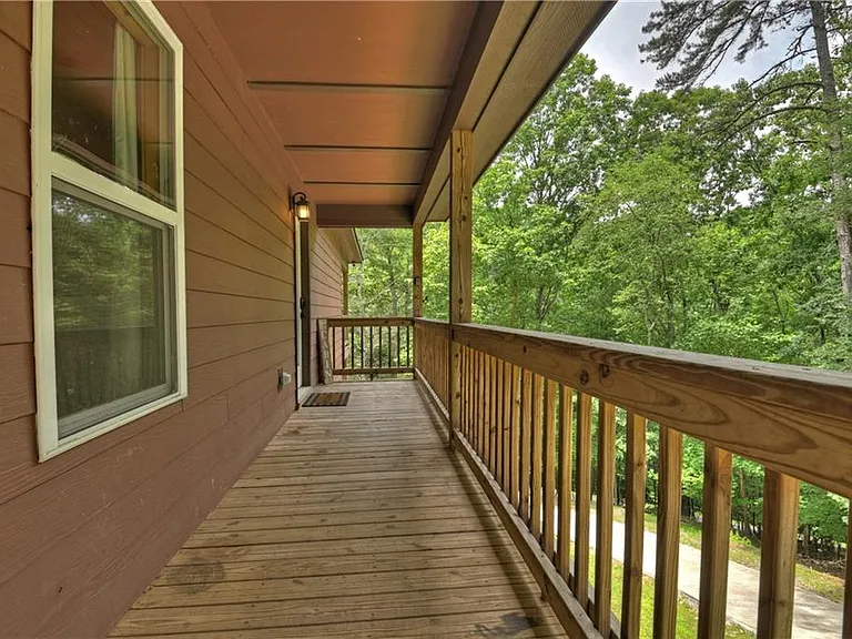 298 Spindrift Ct — Photo 3