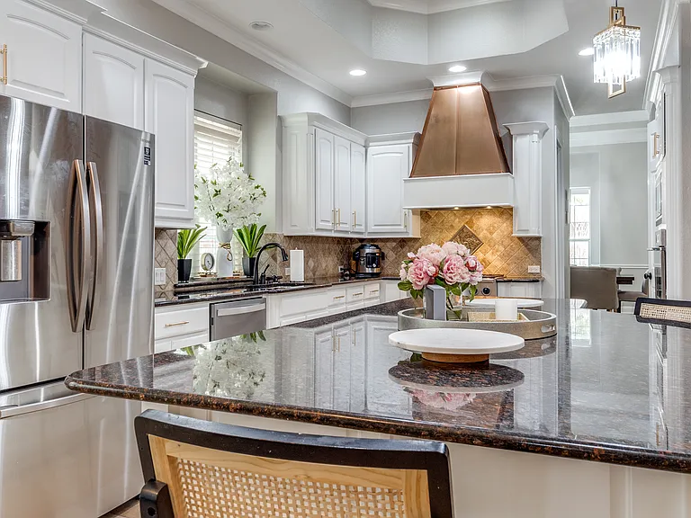 10829 Dixon Branch Dr — Photo 4