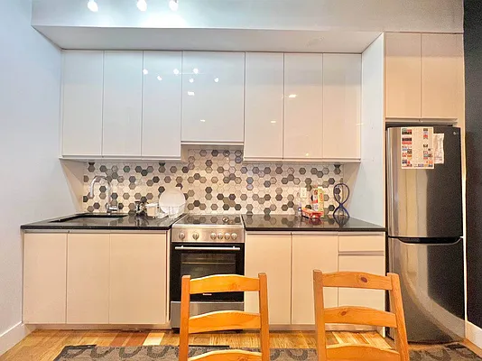 Rented by Doorway NYC, LLC | media 3