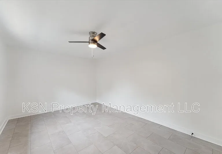 1921 Fitzgerald St — Photo 17