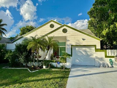 1061 SW 86th Ave, Pembroke Pines, FL, 33025