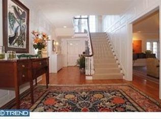 22 Waterman Ave, Philadelphia, PA 19118