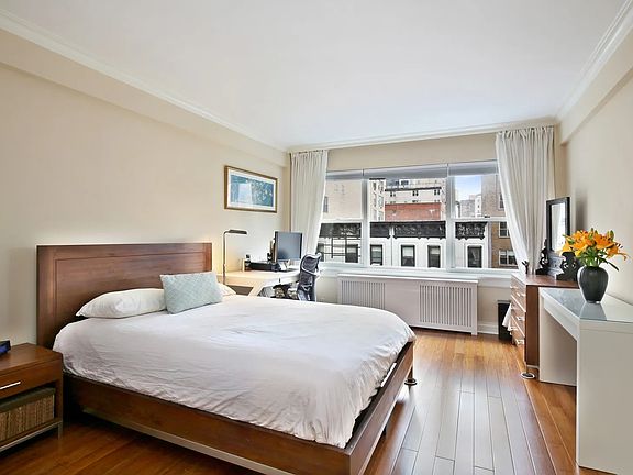 3rd image of 288 Lexington Ave APT 6DE