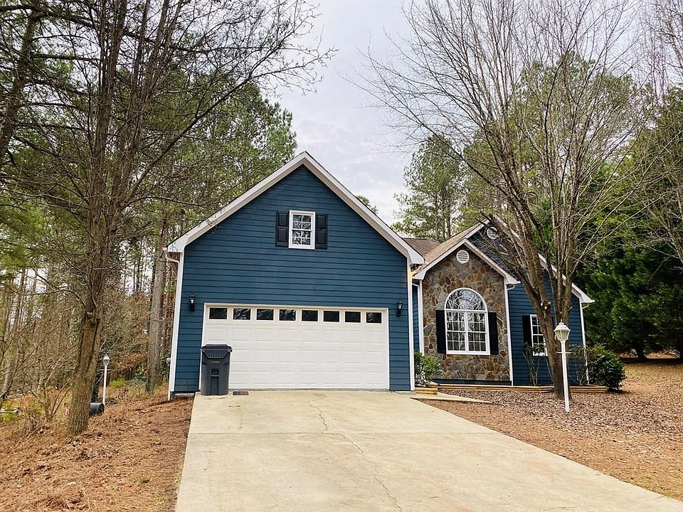 1st image of 610 Eagles Nest Cir