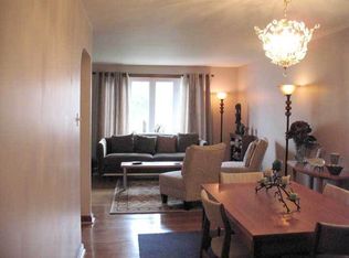 705 Minnie Pl, Secaucus, NJ 07094
