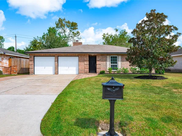 16735 Townes Rd, Friendswood, TX 77546