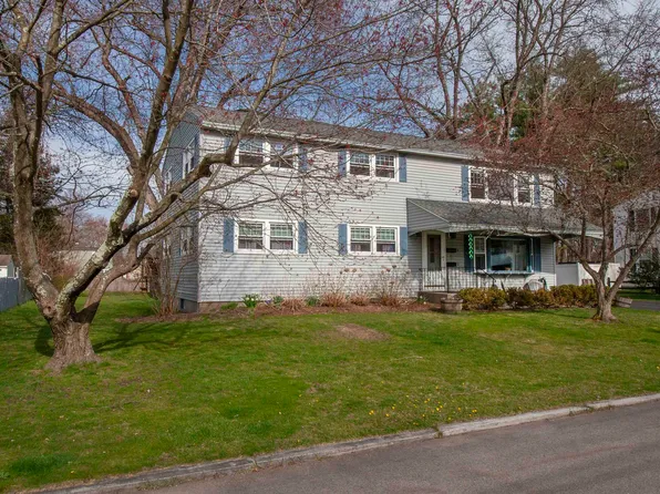 20-22 Kingston Drive, Nashua, NH 03060