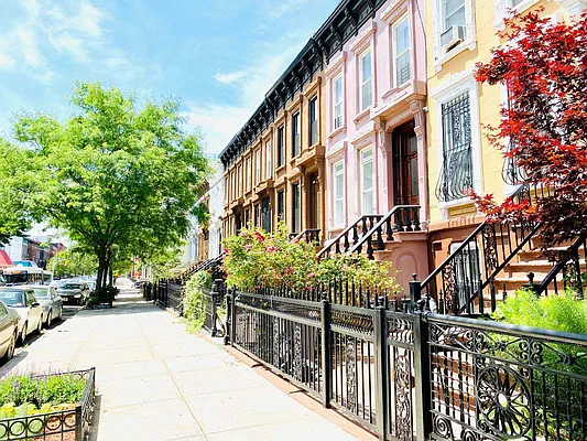 Rented by Blue Egg Realty Corp | media 27