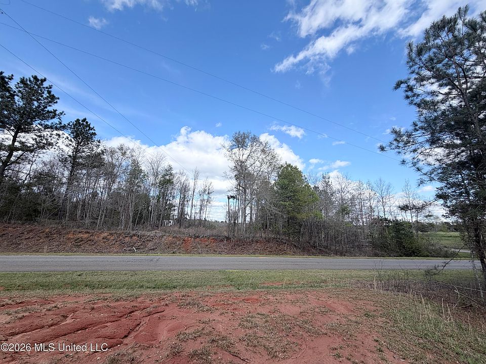 1st image of 66 Pete Freeman Rd